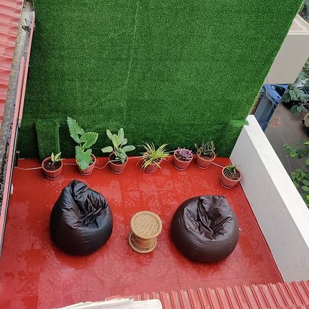 The Rustic Manor - Homestay Bangalore Buitenkant foto