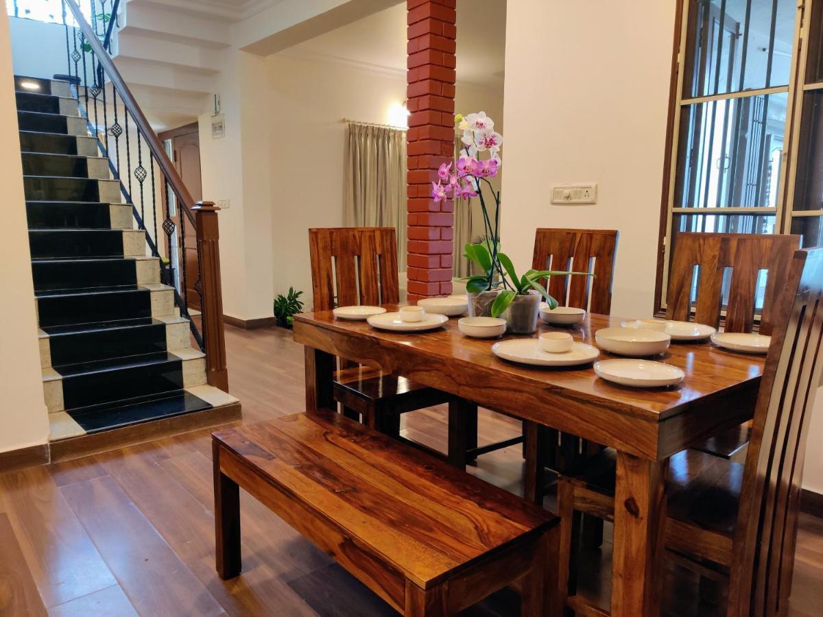 The Rustic Manor - Homestay Bangalore Buitenkant foto