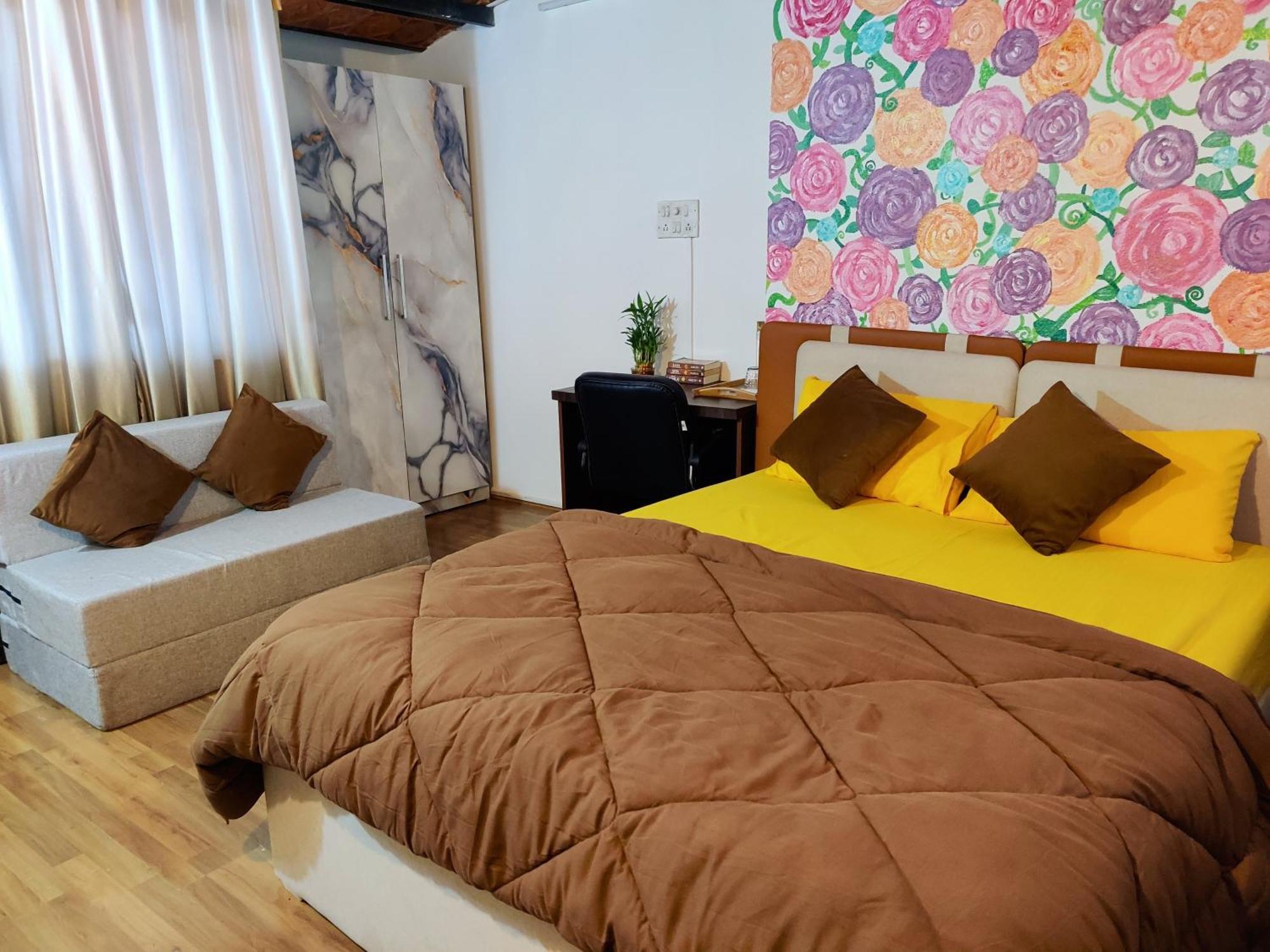 The Rustic Manor - Homestay Bangalore Buitenkant foto