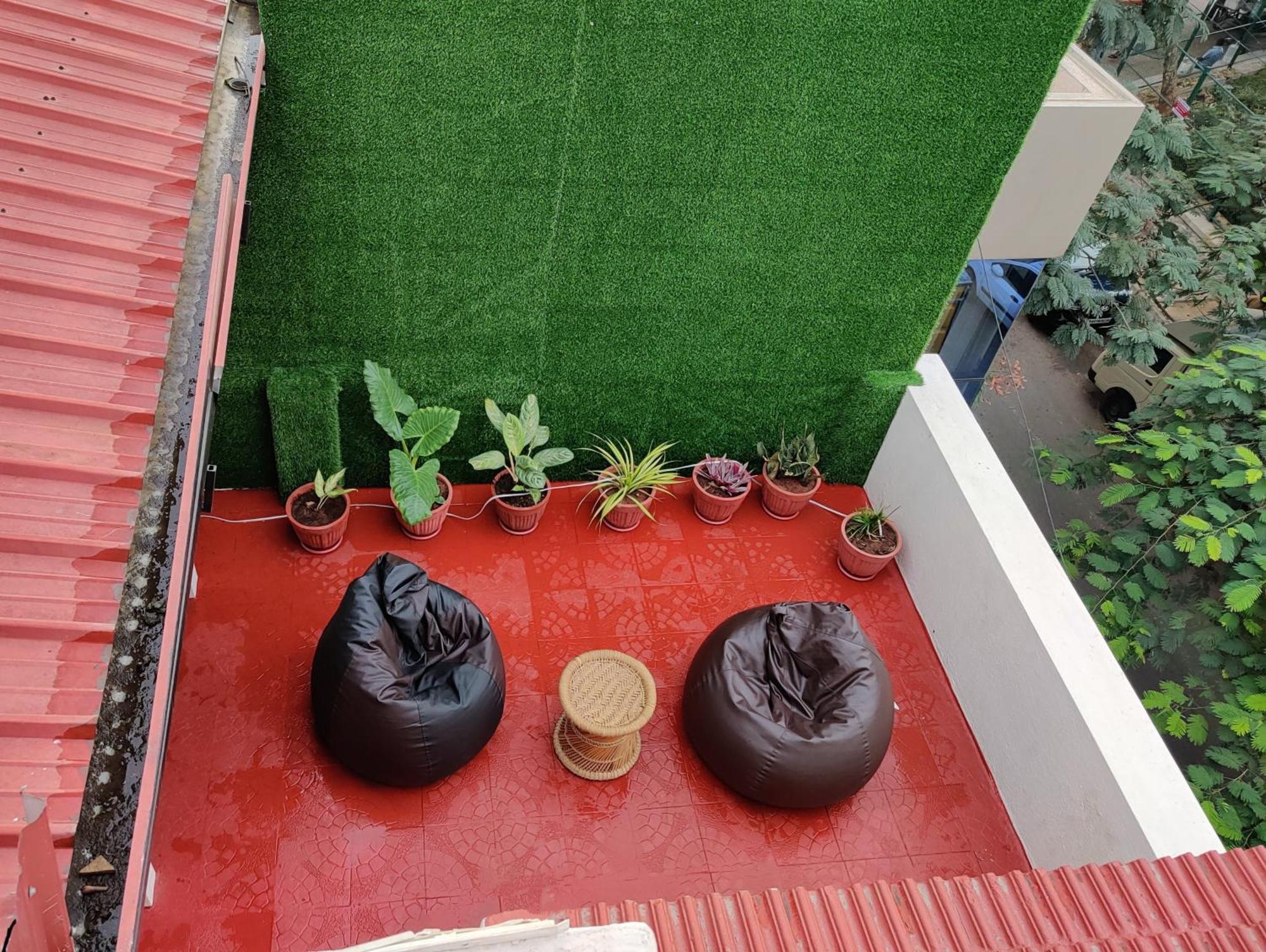 The Rustic Manor - Homestay Bangalore Buitenkant foto